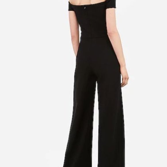 Express Jumpsuit/Pantsuit - Picture 2 of 16